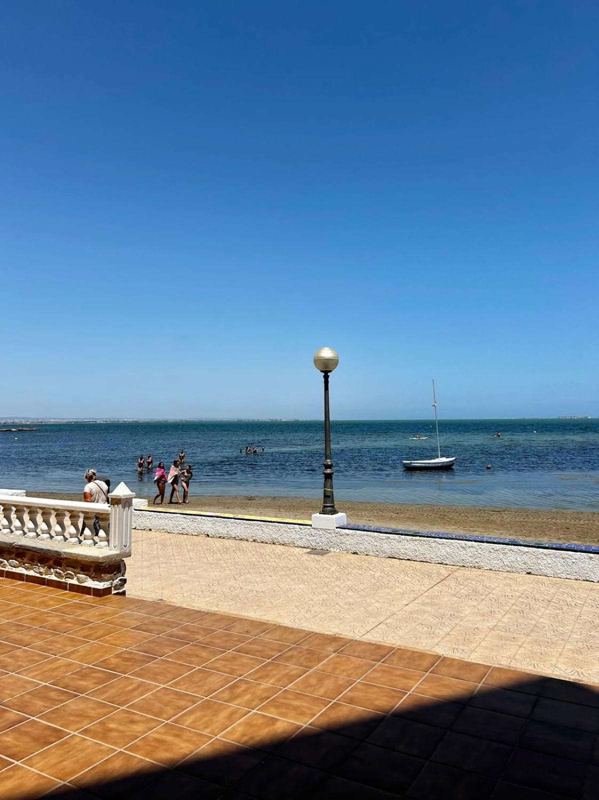 Apartamento Mar Menor, Los Urrutias - Beachfront Apartment With Patio Under New Management Since July 2024 卡塔赫纳 外观 照片